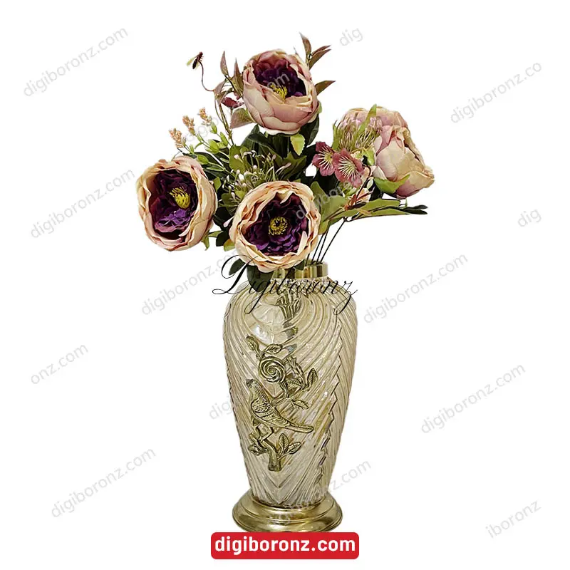 گل ژوليت و قاصدک زنبوردار