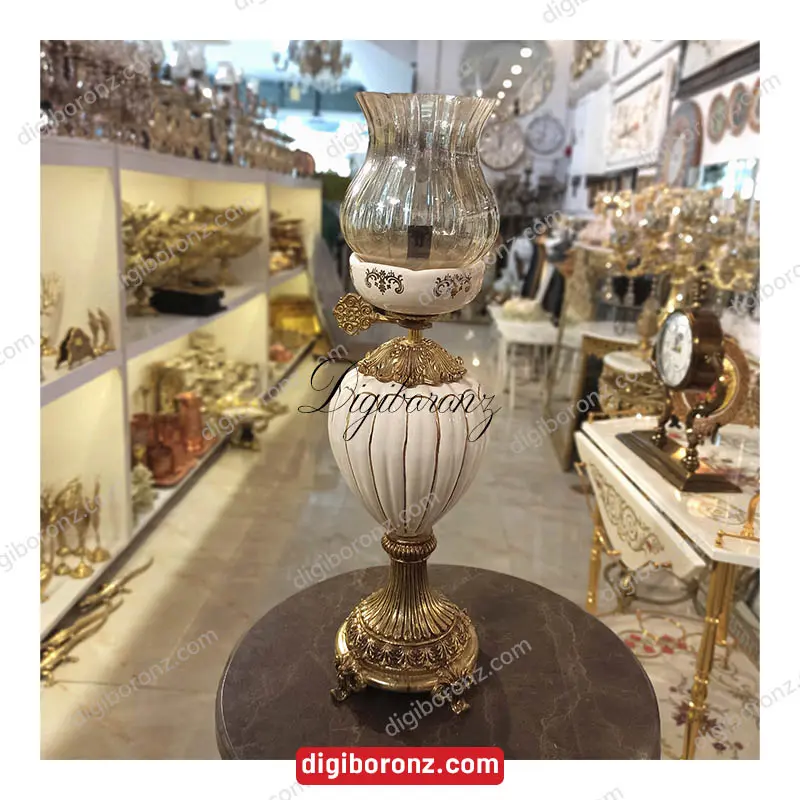 شمعدان سفید راه راه