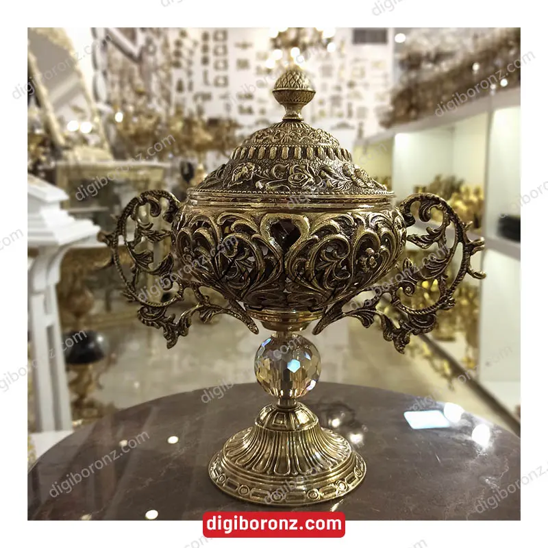 شکلات خوری برنجی برنزی مدل گنبدی دسته دار